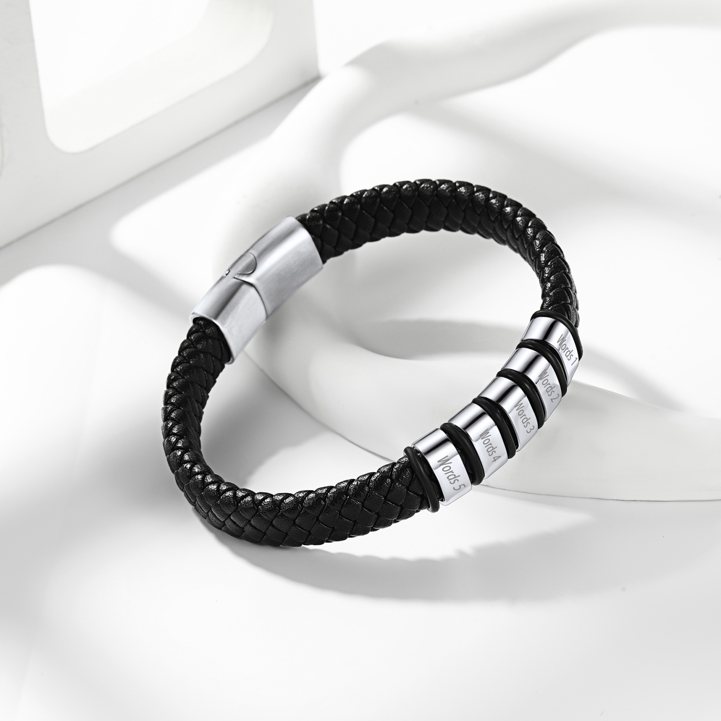 Bracelet Cuir Tressé Personnalisé avec Perles Gravées Argenté