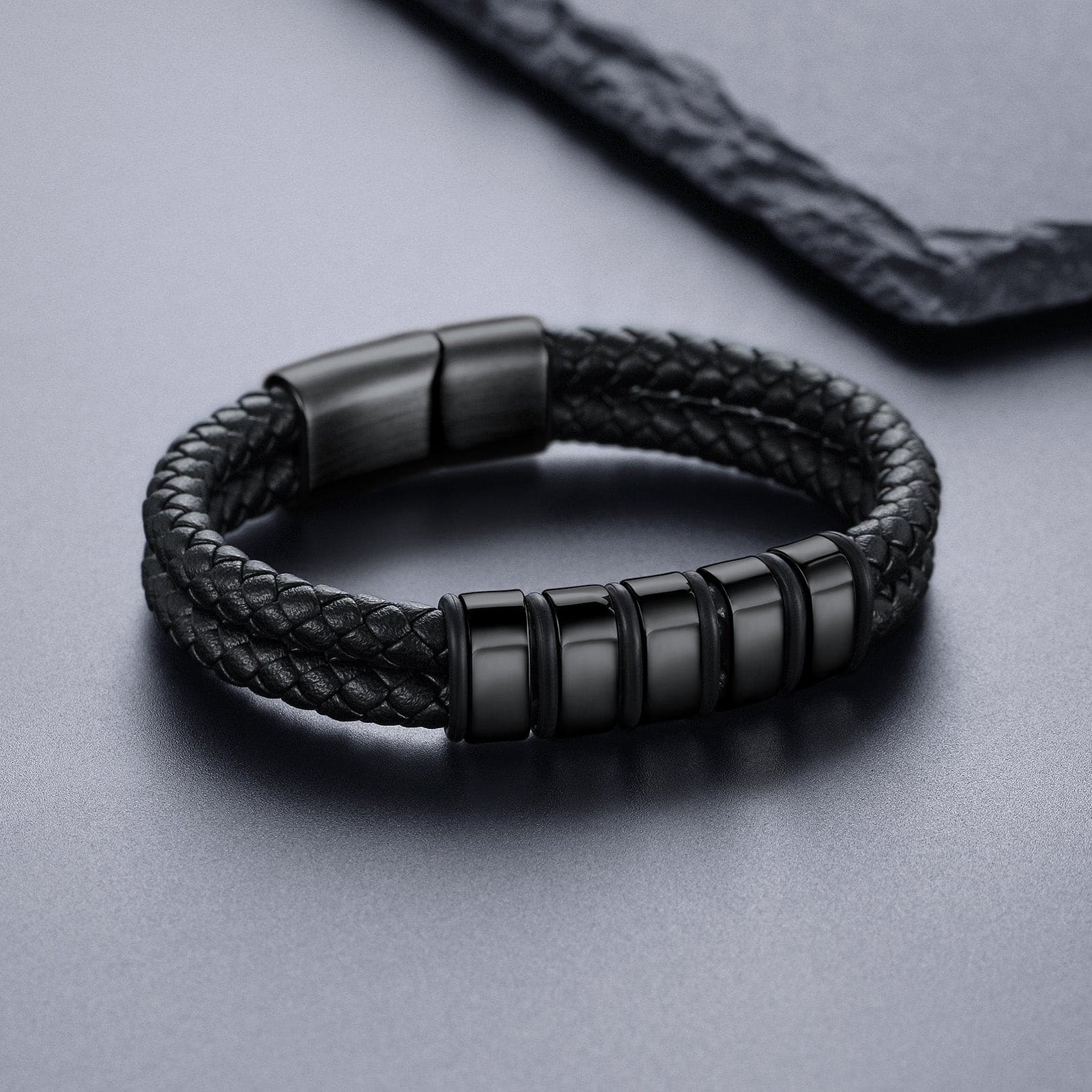 Bracelet en Cuir Tressé Personnalisé avec Prénom noir