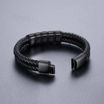 Bracelet en Cuir Tressé Personnalisé avec Prénom 