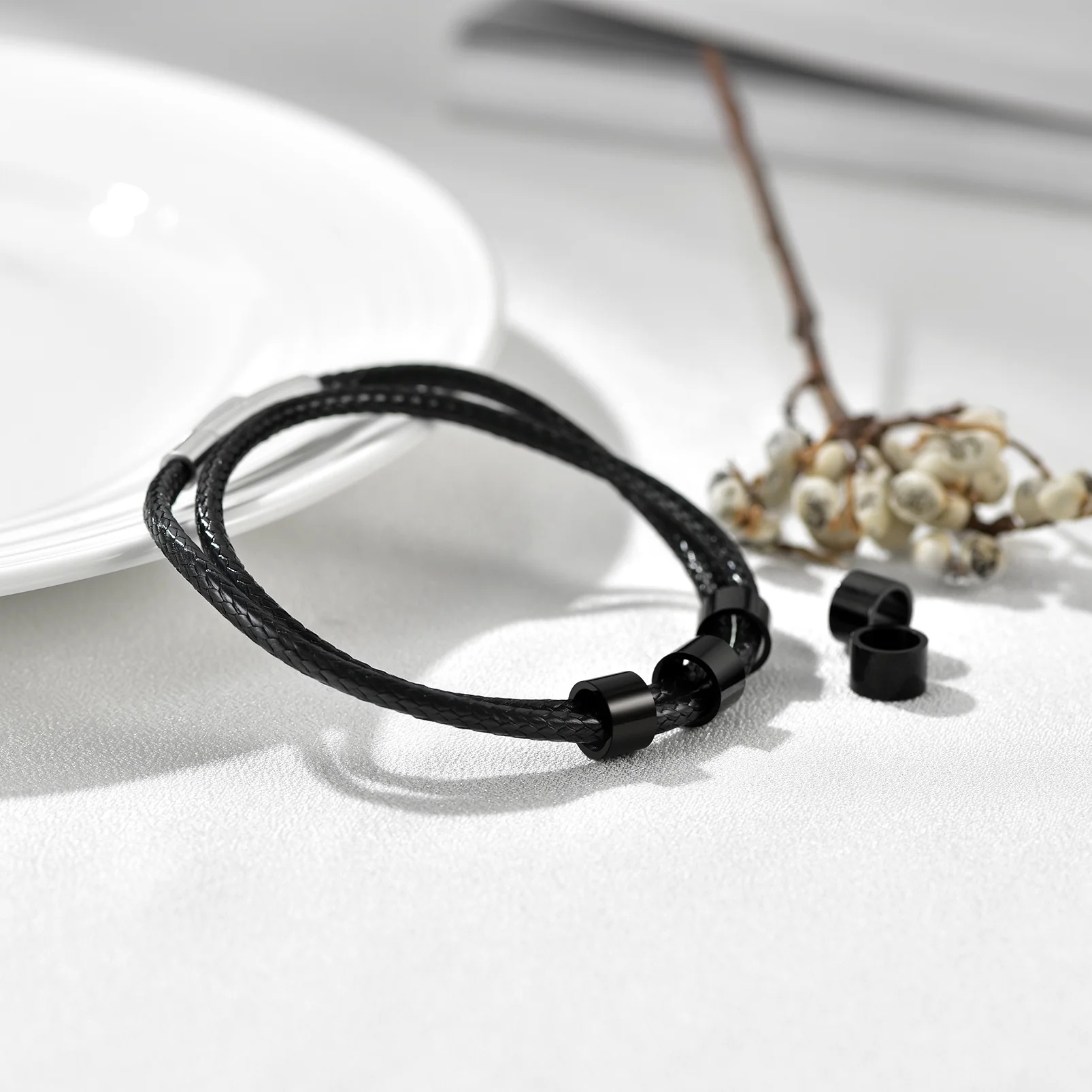 Bracelet homme en Cuir Personnalisé avec Perles Gravées