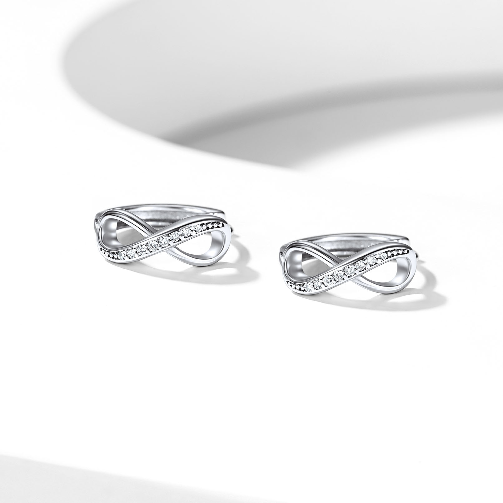 Créoles Infini en Argent Sterling 925 Argenté