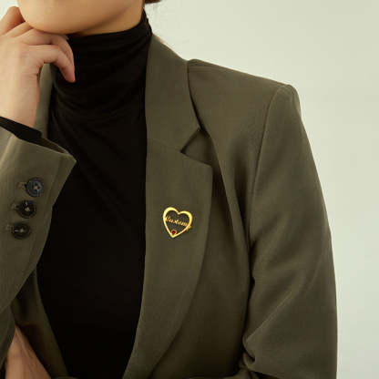 Broche Cœur Personnalisée avec Prénom et Pierre de Naissance pour Femme