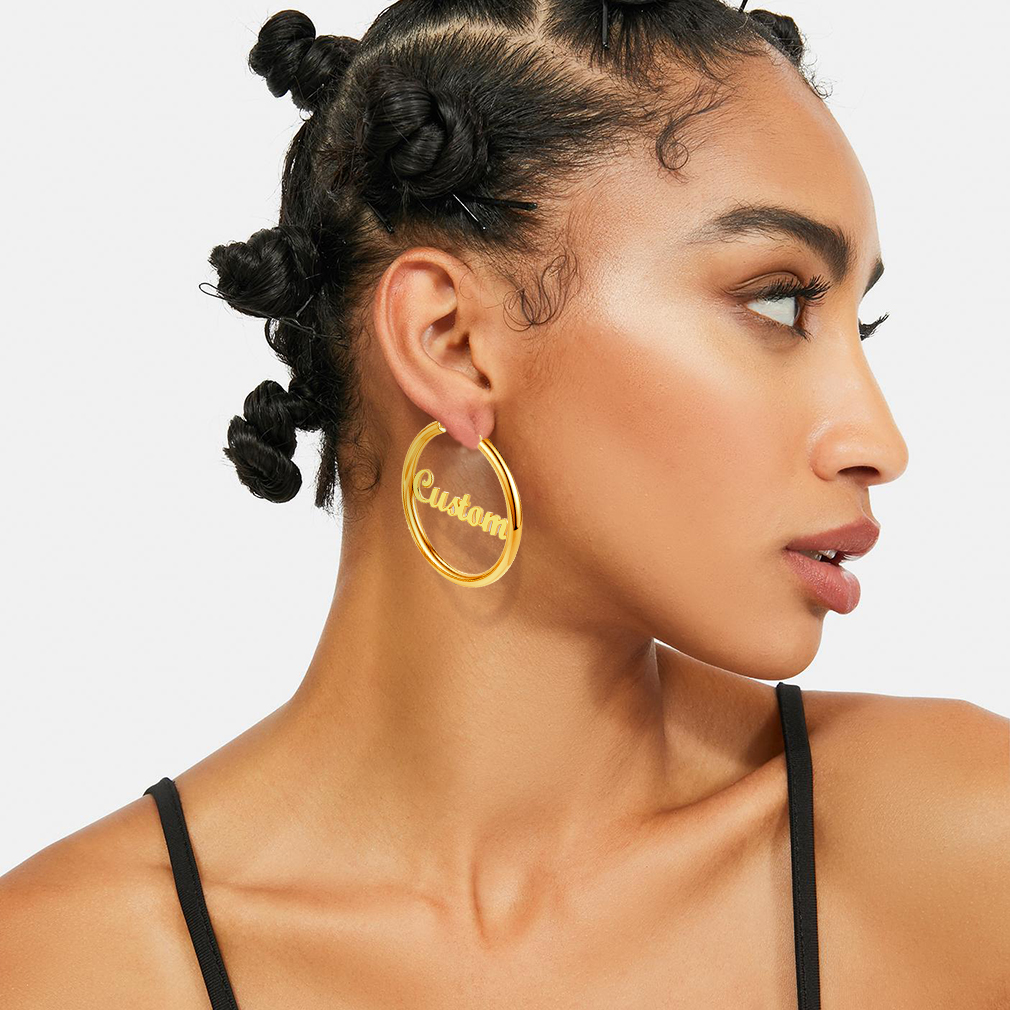 Boucles d'Oreilles Créoles  avec Nom 