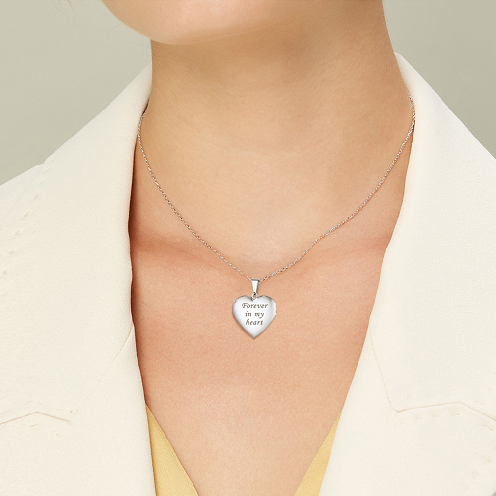 Collier Médaillon en Forme de Cœur Personnalisé pour Femme