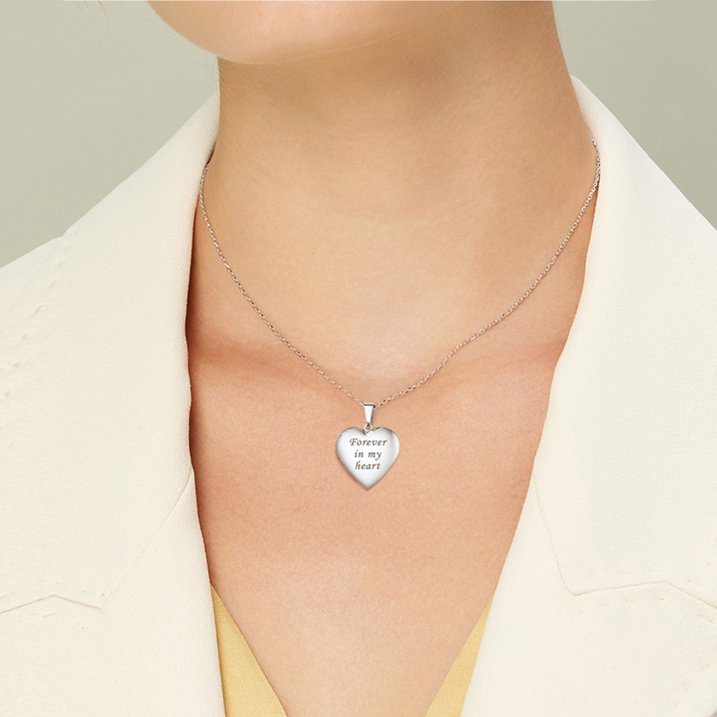 Collier Médaillon en Forme de Cœur Personnalisé pour Femme