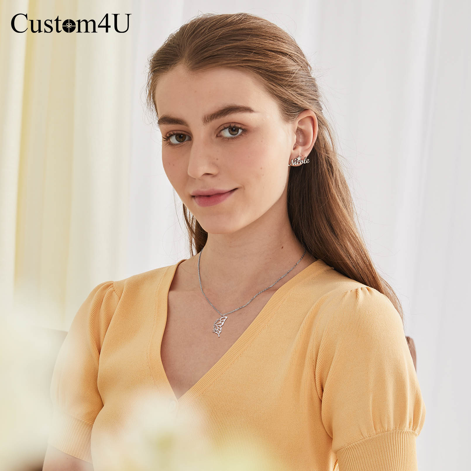 Collier Personnalisé Papillon avec Prénom pour Femmes Modèle