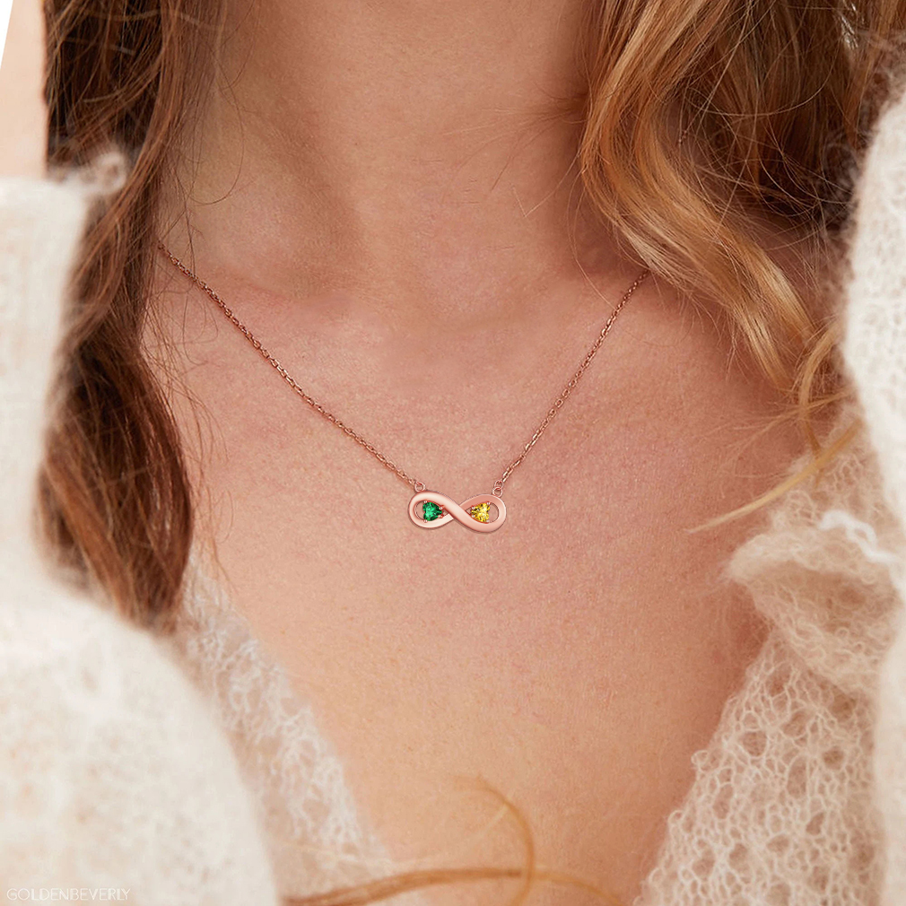 Collier Infini Personnalisé avec Gravure et Pierres de Naissance 