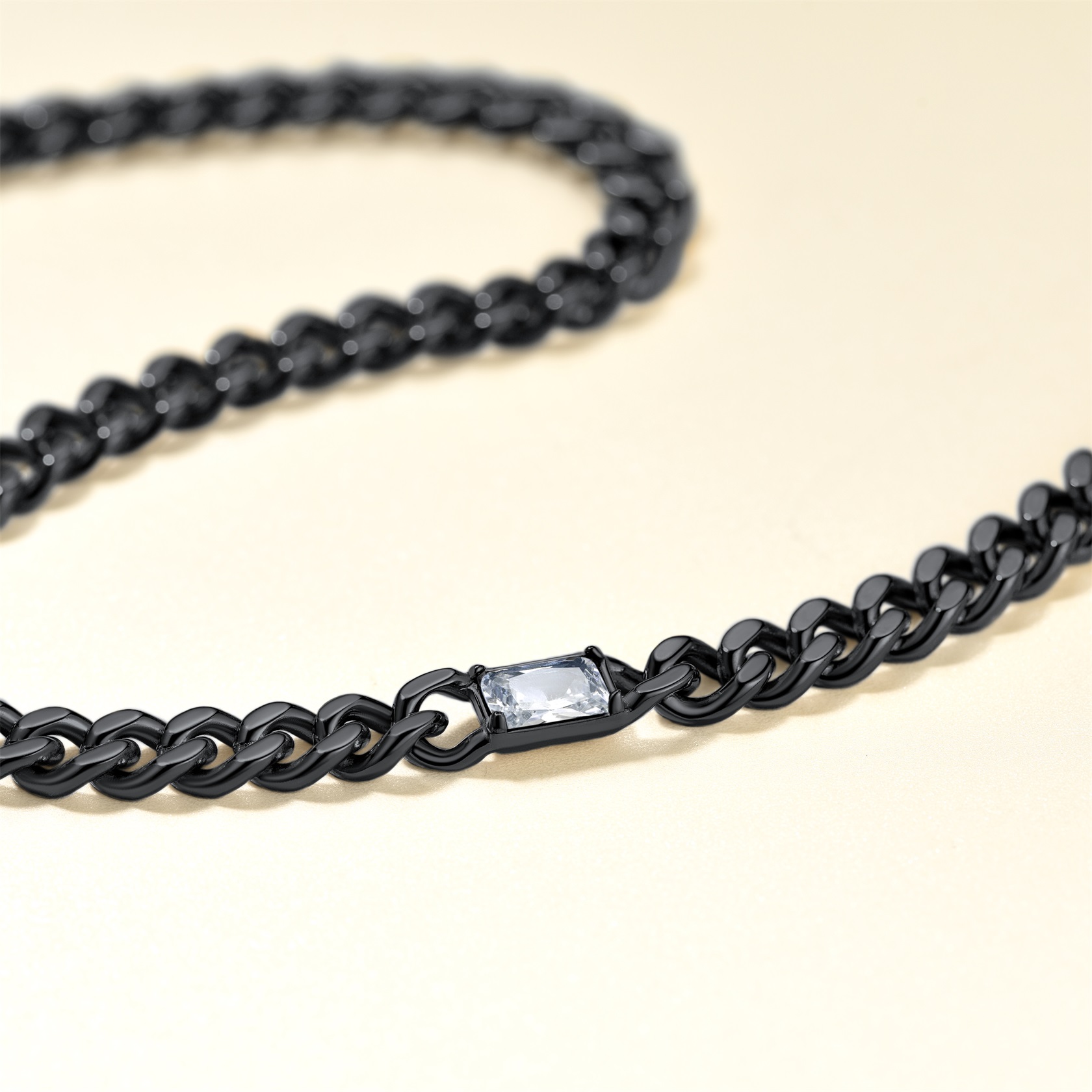 Collier Ras-de-Cou Chaîne Cuban 7MM avec Pierre de Naissance Noir