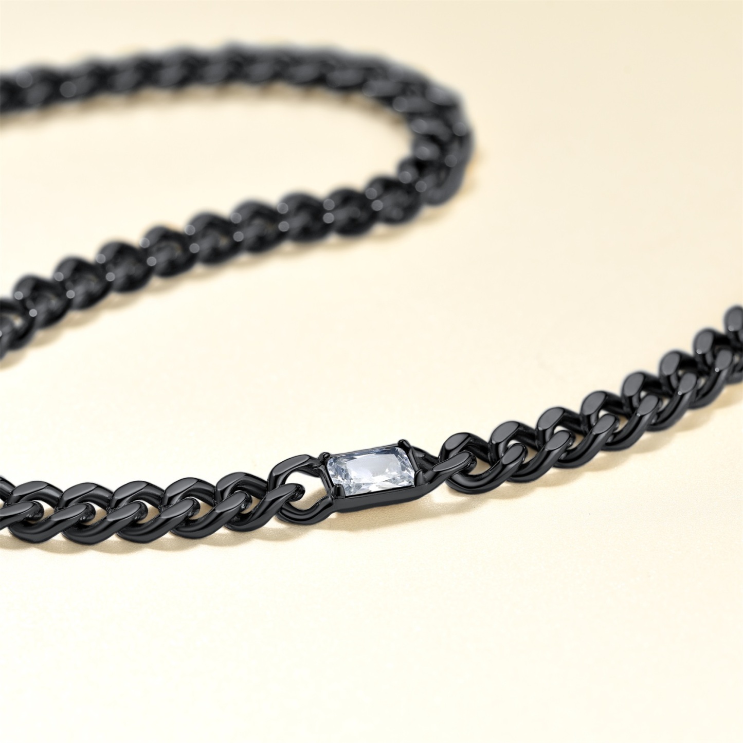 Collier Ras-de-Cou Chaîne Cuban 7MM avec Pierre de Naissance Noir