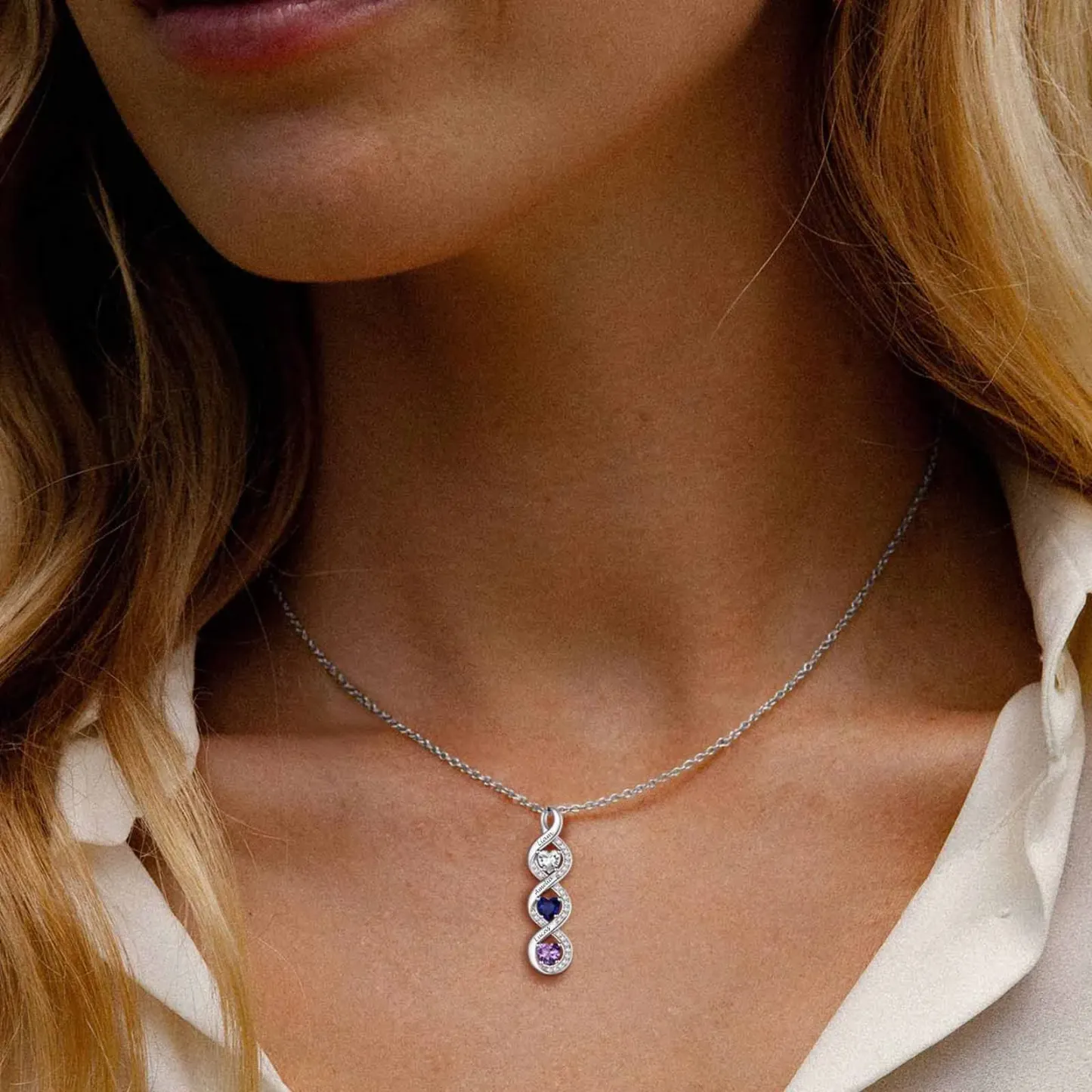 Collier Infini avec Prénom et Pierres de Naissance Cœur Modèle