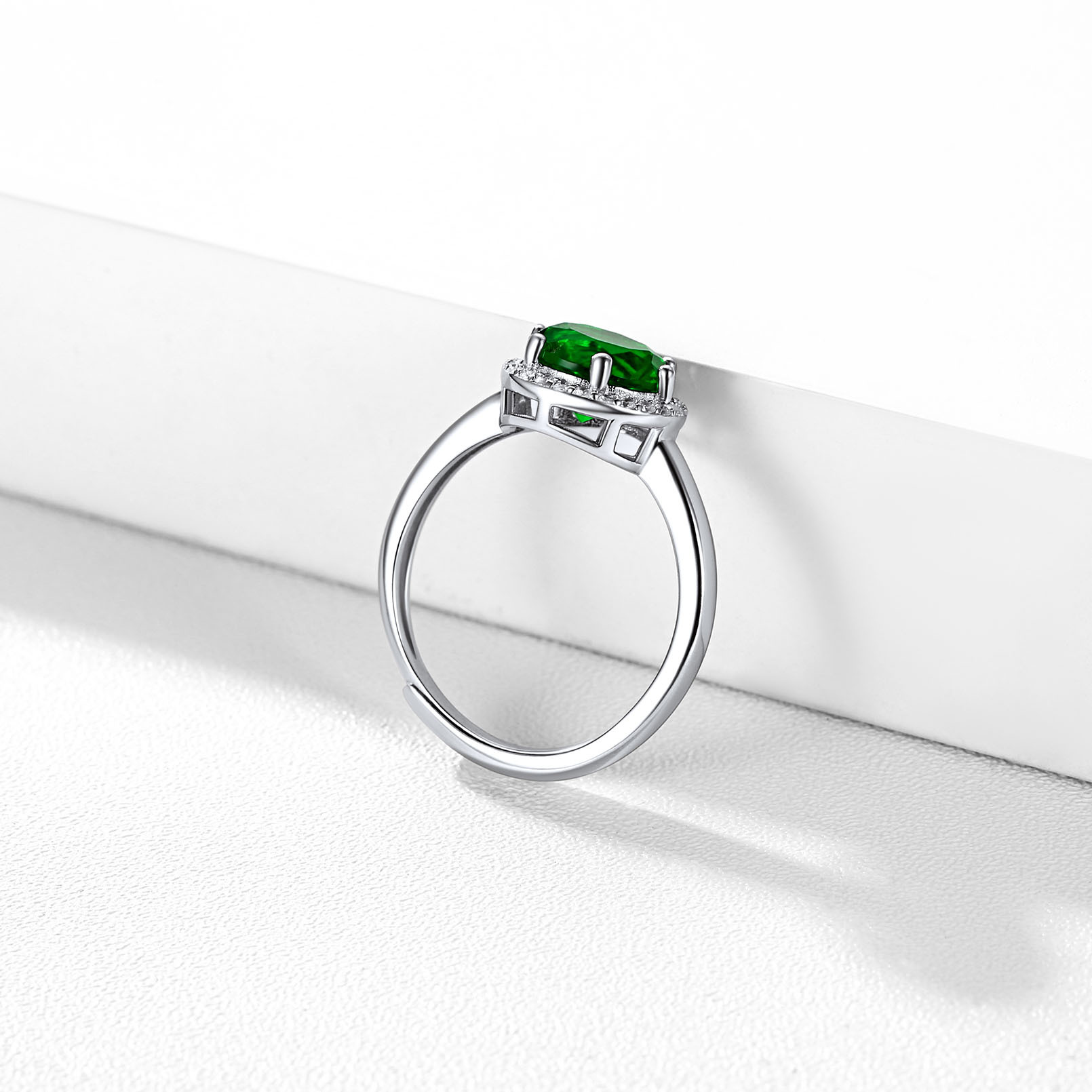 Bague Ajustable en Argent Sterling avec Halo et Pierre de Naissance pour Femme Scène