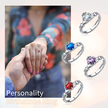 Bague Claddagh Cœur Ajustable avec Pierre de Naissance en Argent 925 Scène