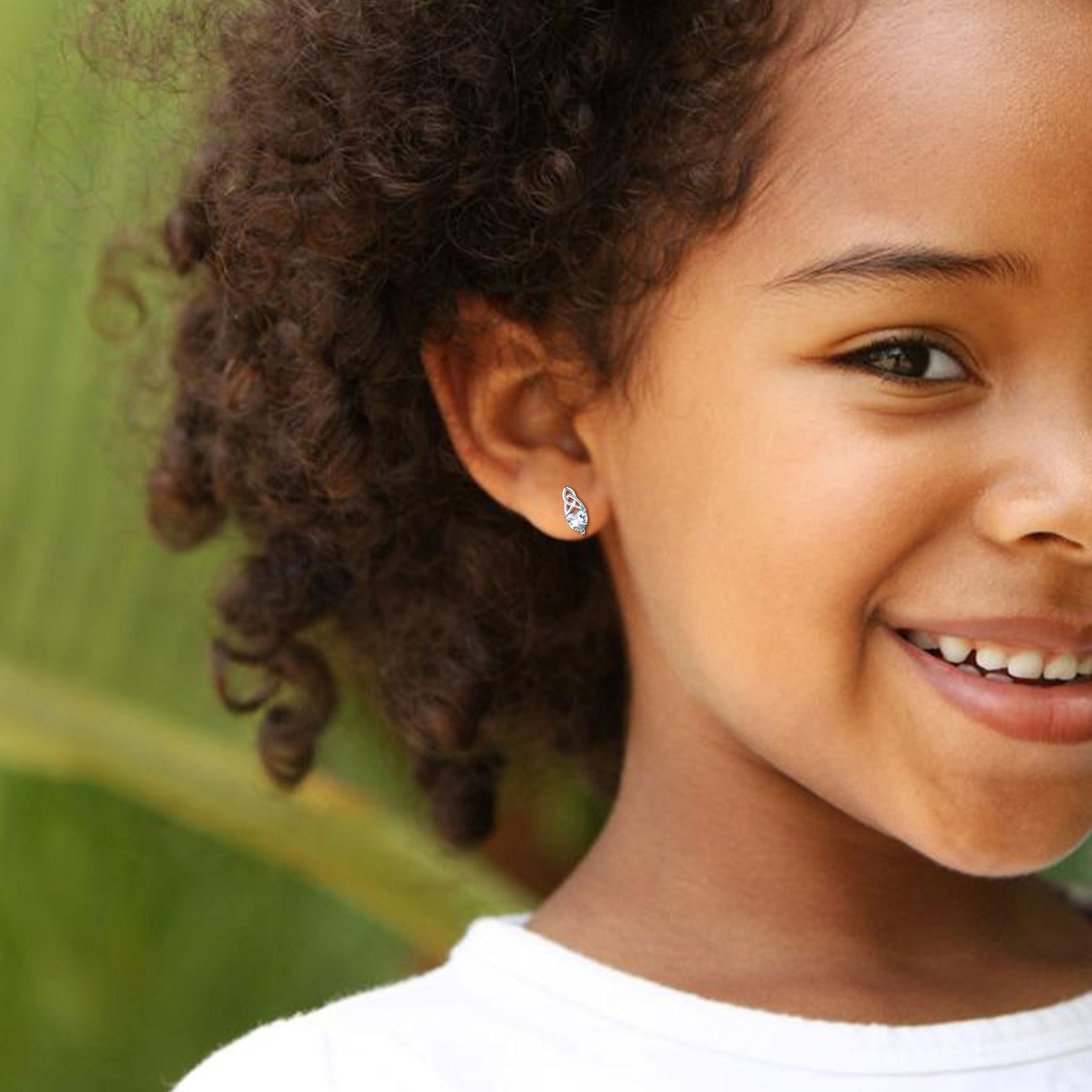 Clous d’Oreilles Nœud Celtique avec Pierre de Naissance en Argent 925 pour fille