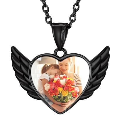 Collier Cœur Ailes d’Ange Personnalisé avec Photo et Gravure noir