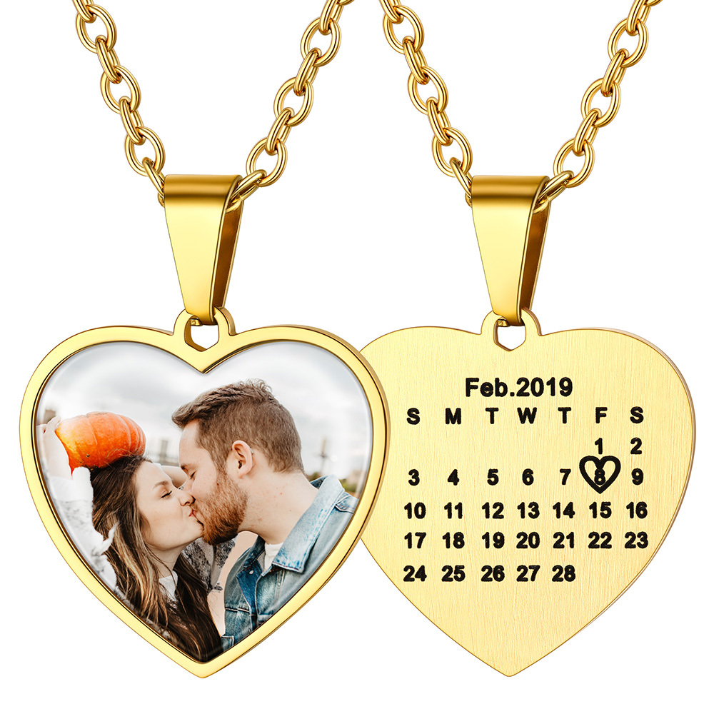 Collier Cœur avec Photo et Calendrier Gravé Personnalisé Or