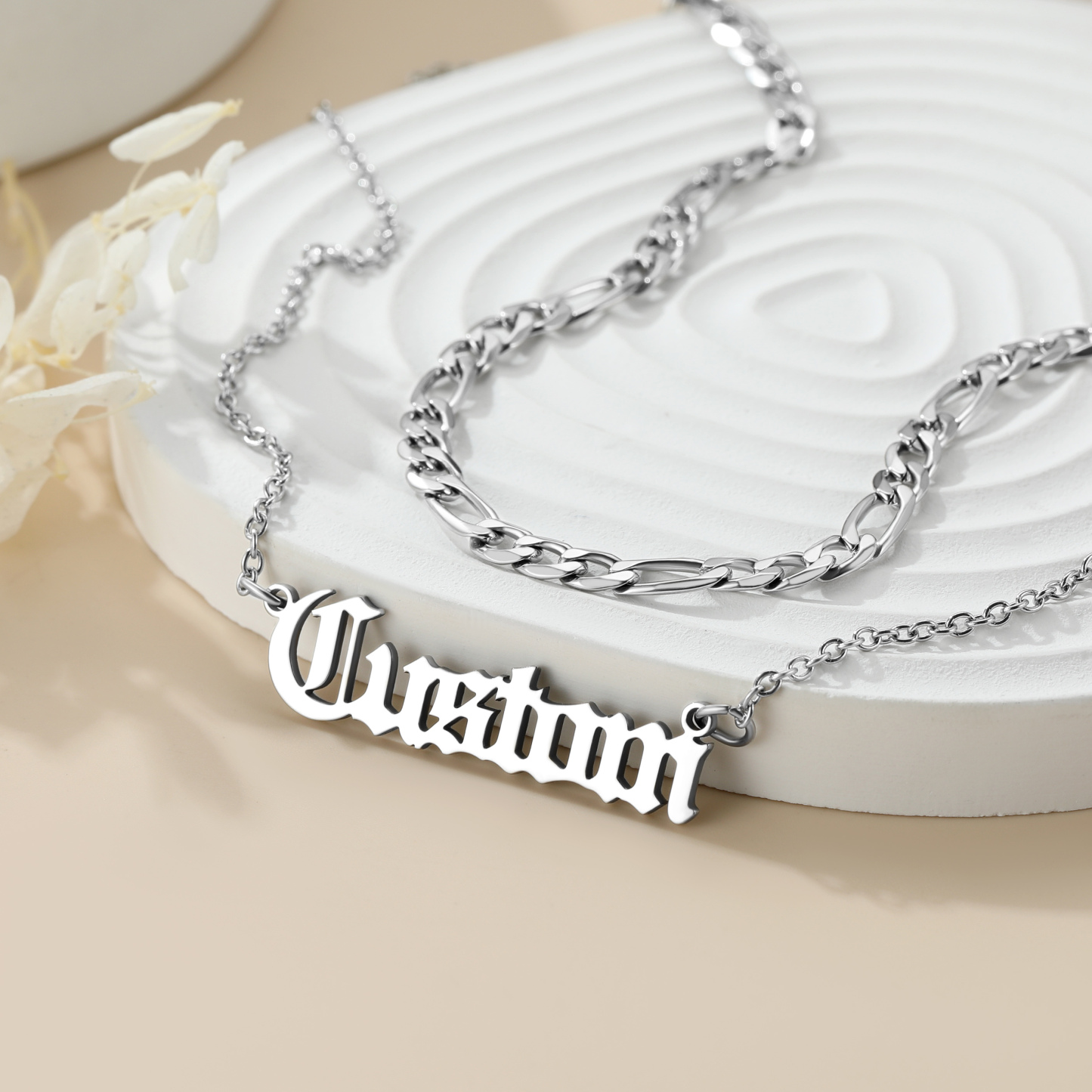 Collier Chaîne Figaro Personnalisé à Couches avec Prénom argenté