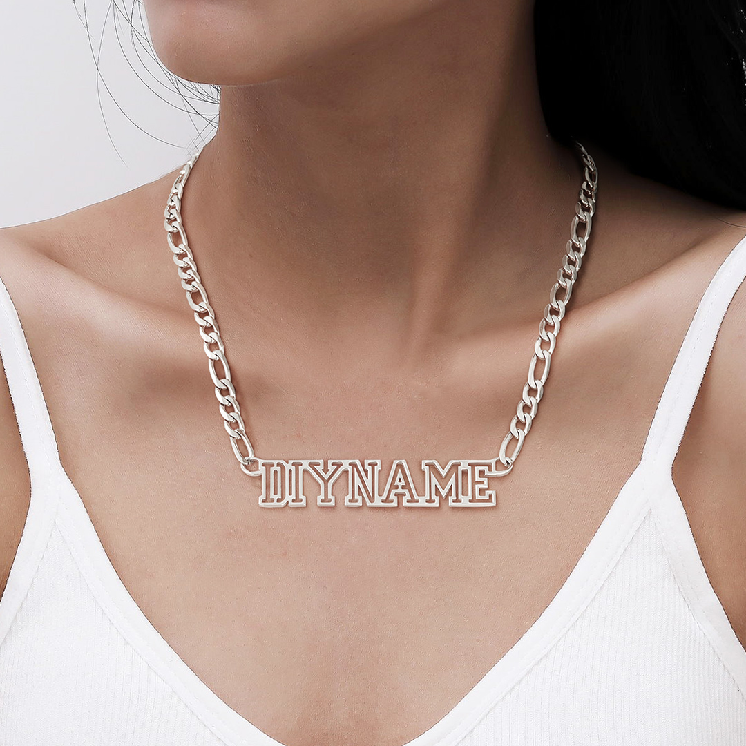 Collier Chaîne Figaro Personnalisé avec Prénom  pour femme