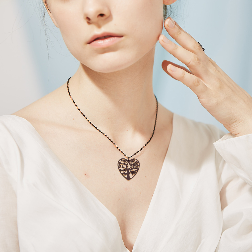 Collier Coeur Pendentif Arbre de Vie et Prénoms