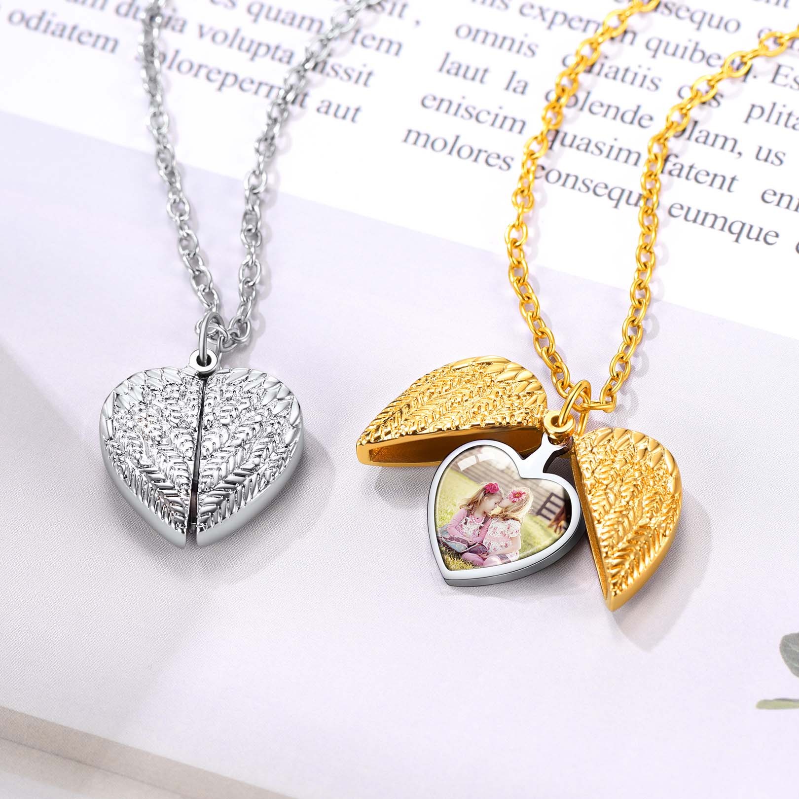 Collier Médaillon Cœur Personnalisé avec Photo 2 couleurs