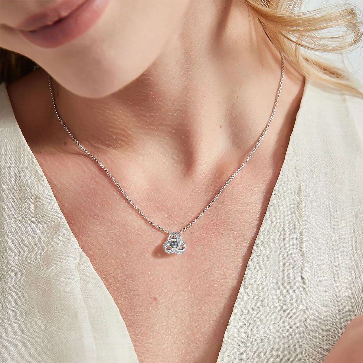 Collier Nœud d Amour avec Photo Personnalisée pour femme