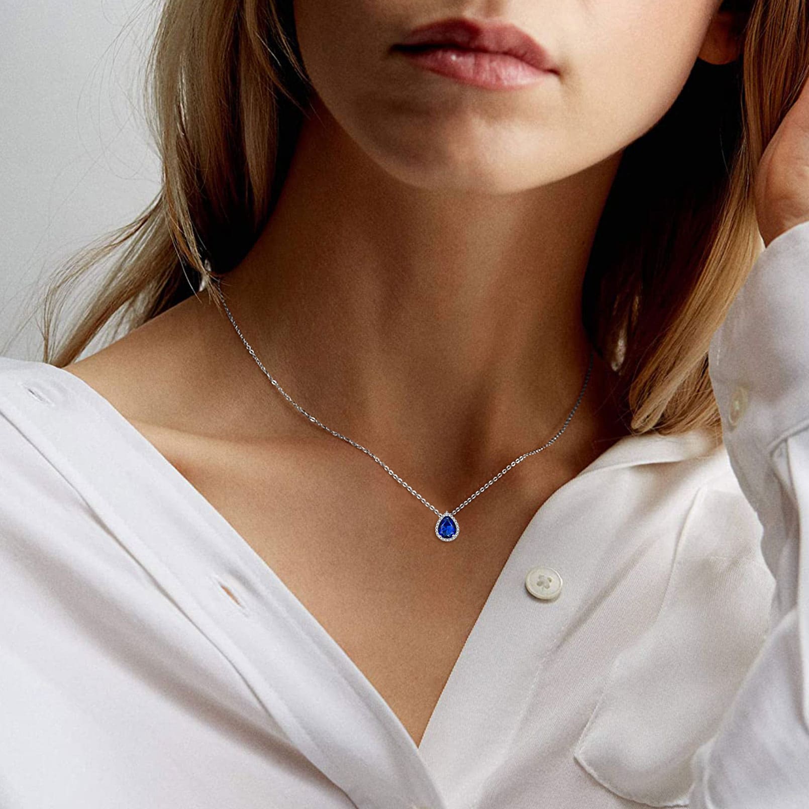 Collier pendentif avec Pierre de Naissance 