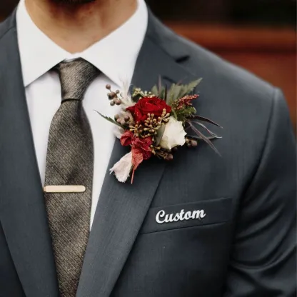 Broche Personnalisée  avec Nom pour Femmes