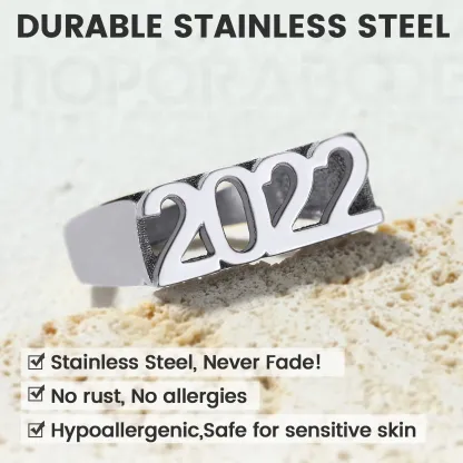 Bague Chevalière Personnalisée avec Nom ou Numéro Détail