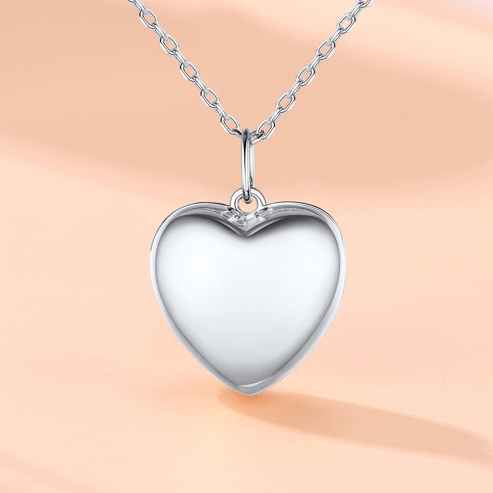 Collier Médaillon Cœur Gravé avec 2 Photos pour Femmes  Scène