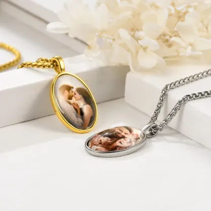 Collier Pendentif Unisexe Ovale avec Photo Gravée Personnalisée Collection