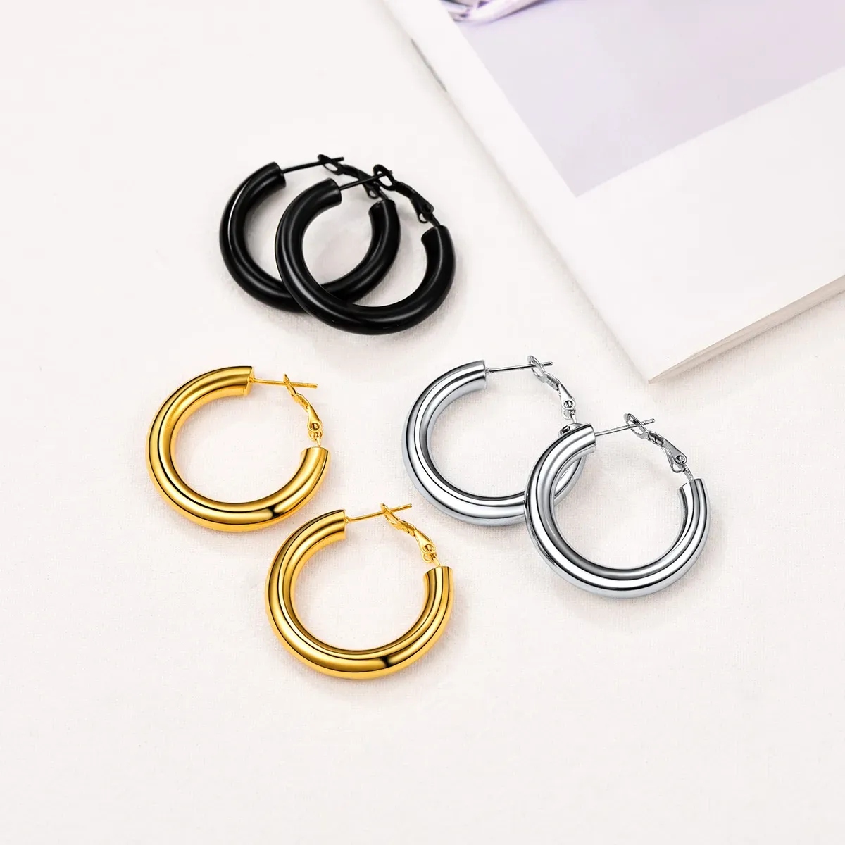 Boucles d'Oreilles Créoles Chunky en Acier Inoxydable pour Femmes Collection