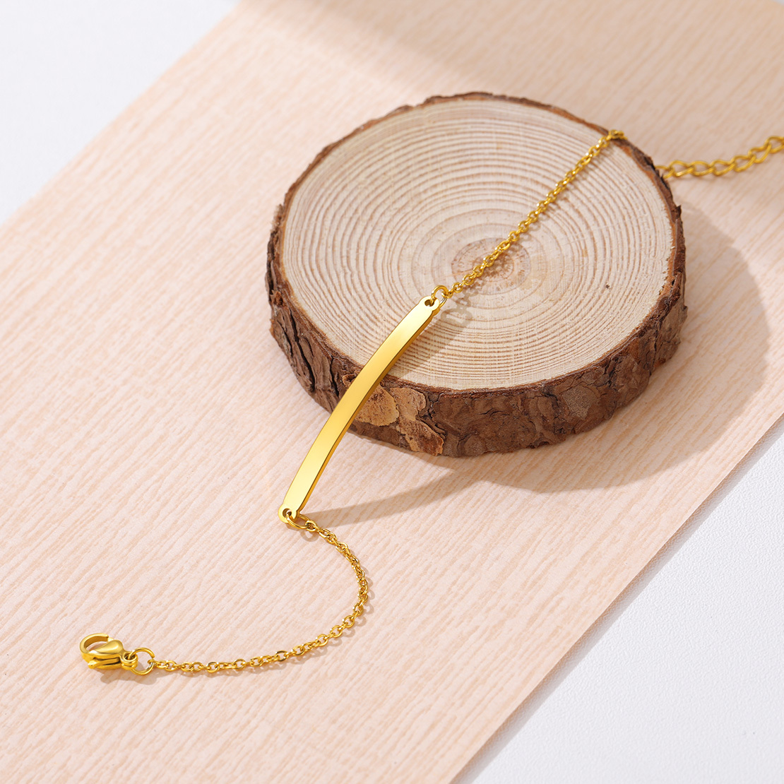 Bracelet de Cheville Personnalisé avec Barre Gravée Or