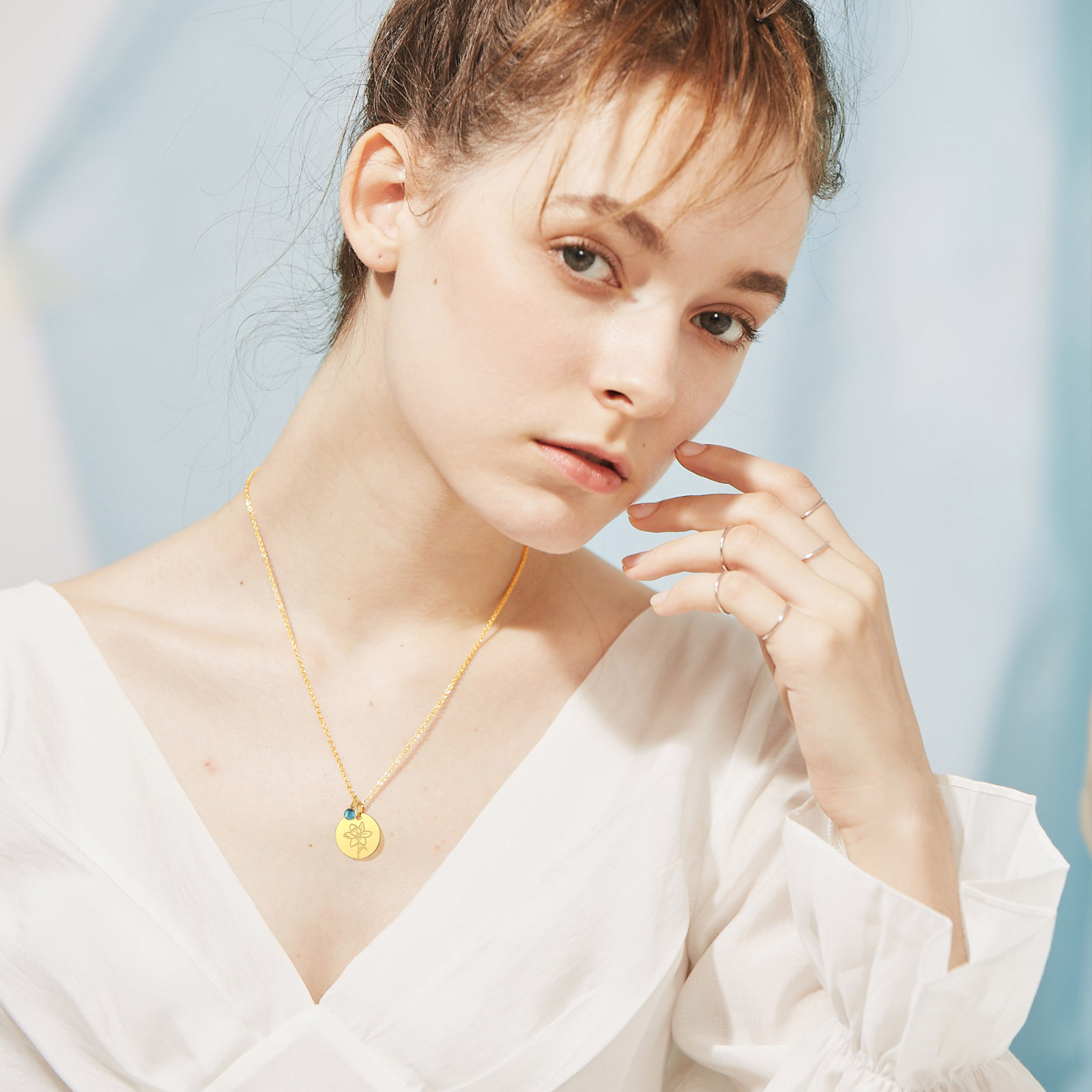  Collier Pendentif avec Fleur de Naissance et Pierre de Naissance