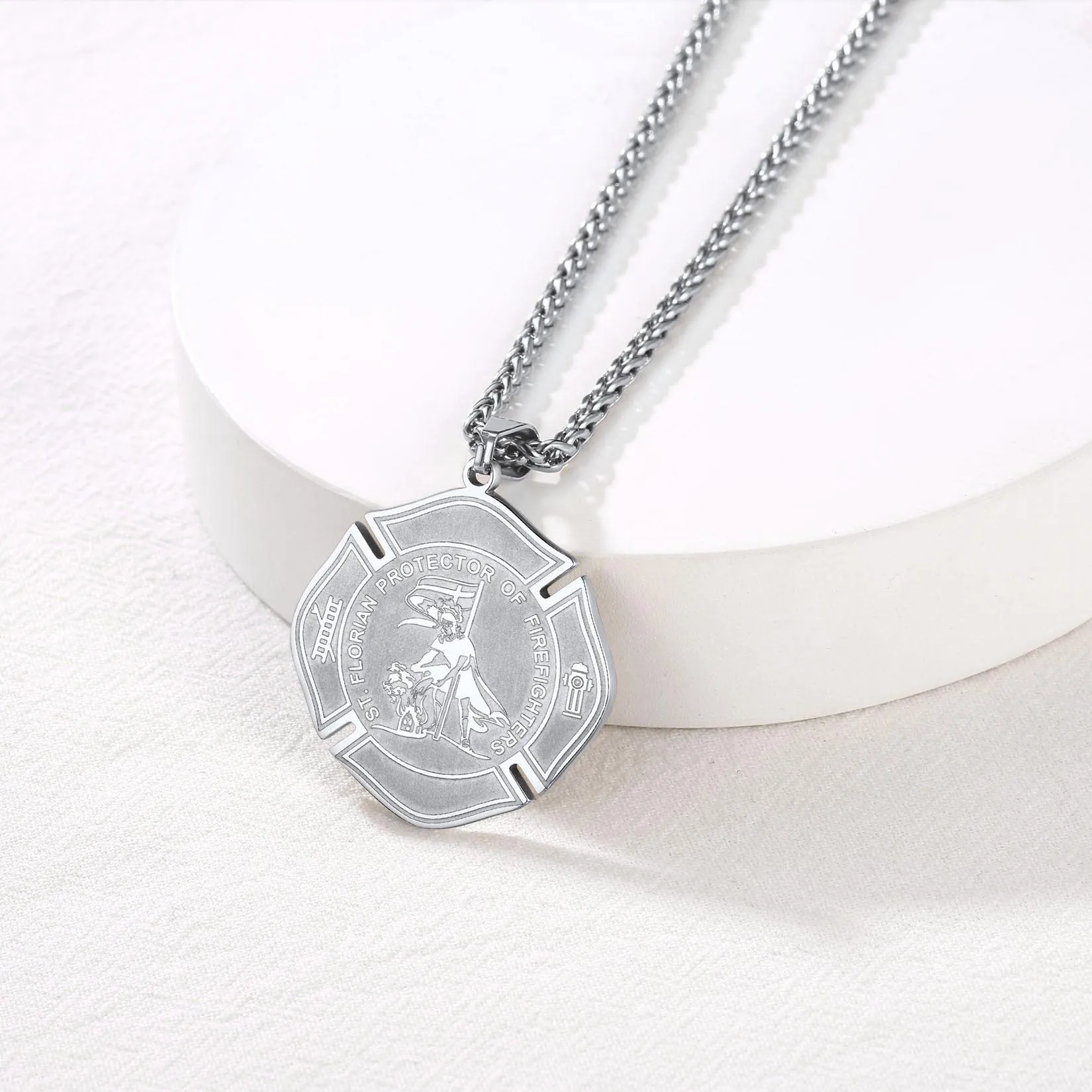 Collier Gravée Saint Florian pour Pompier pour Homme