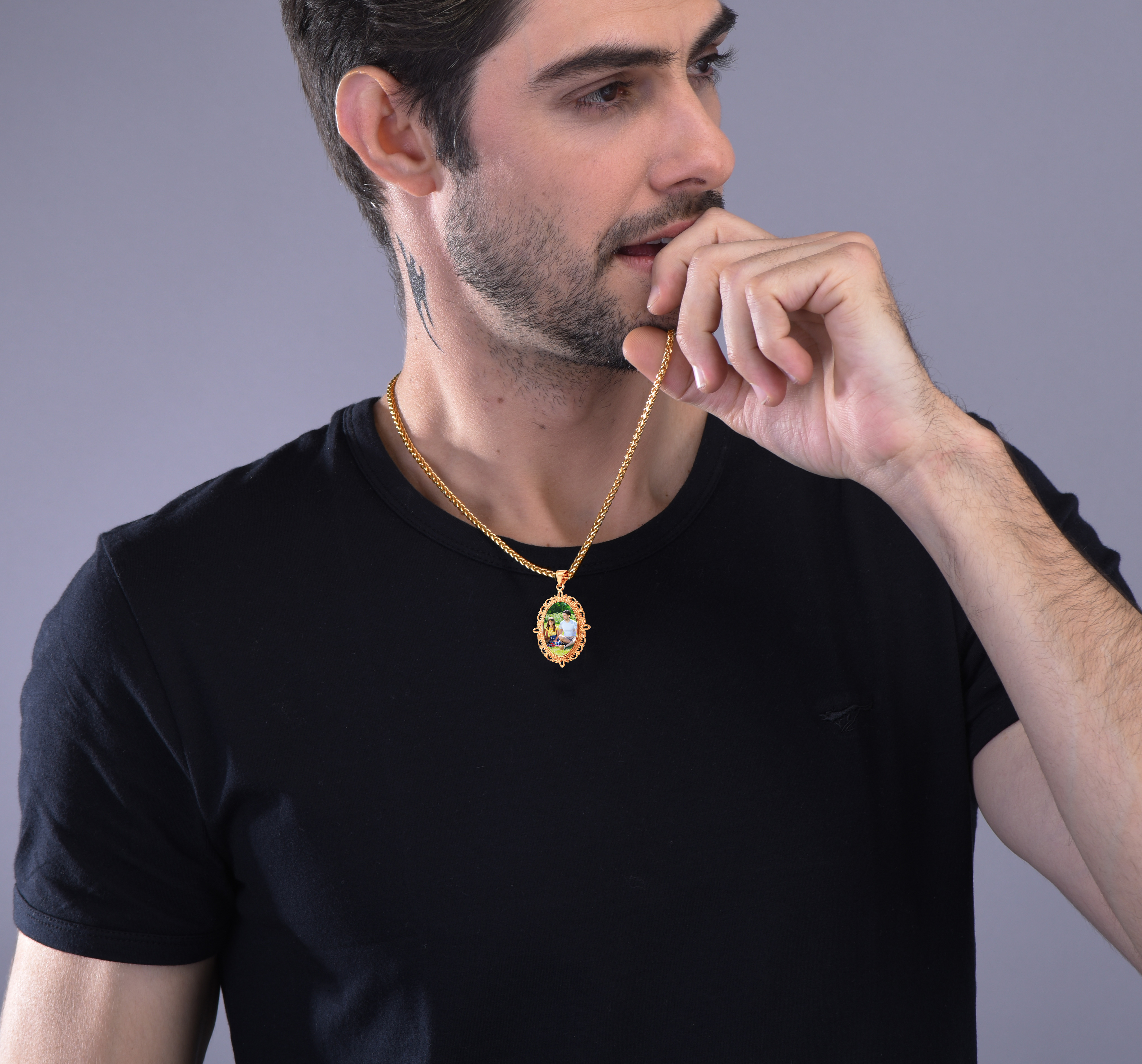 Collier Photo Gravé Personnalisé avec Chaîne en Acier Inoxydable