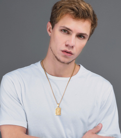 Collier avec Pendentif Médaille Gravée personnalisée 