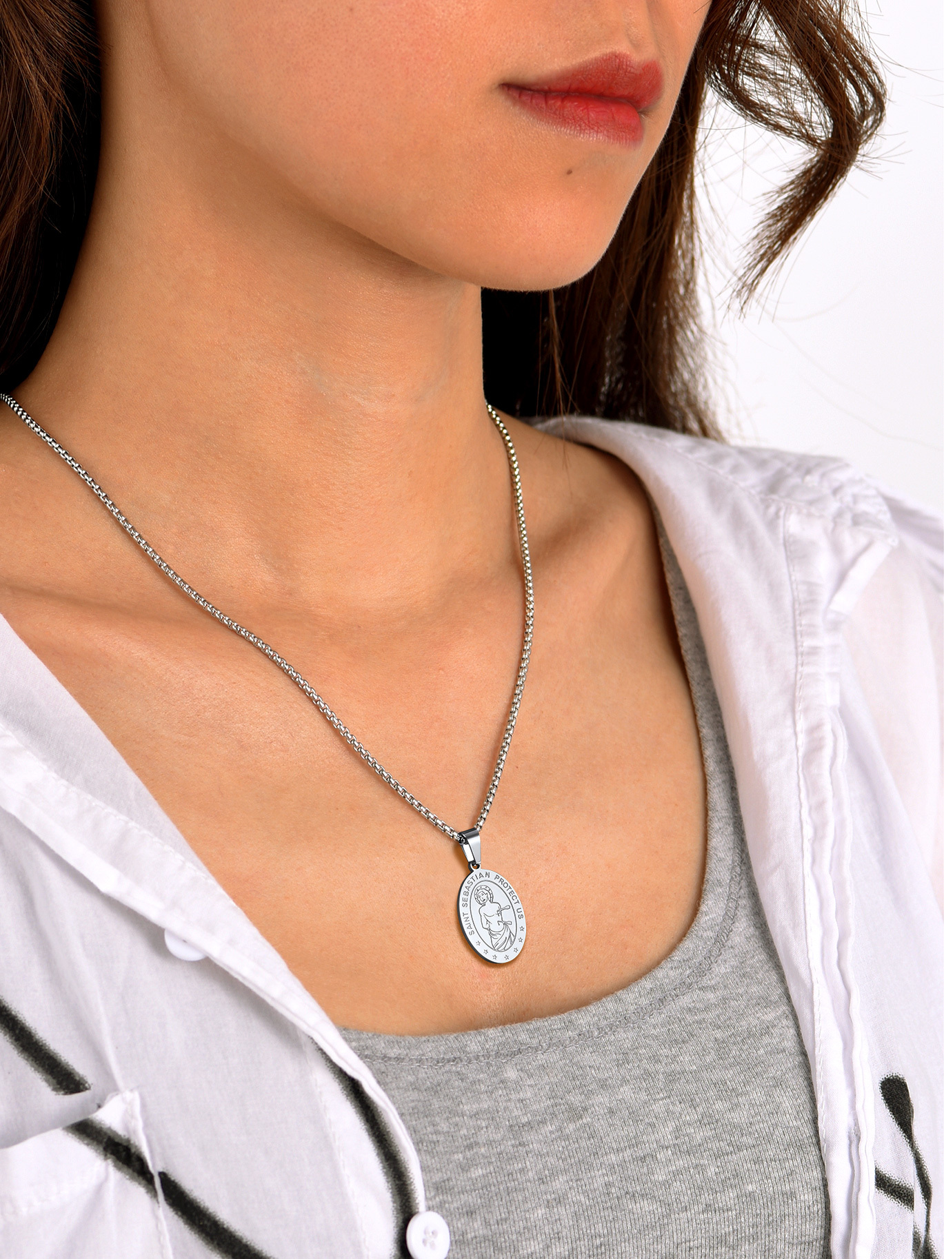 Collier Saint Sébastien avec Gravure de Nom