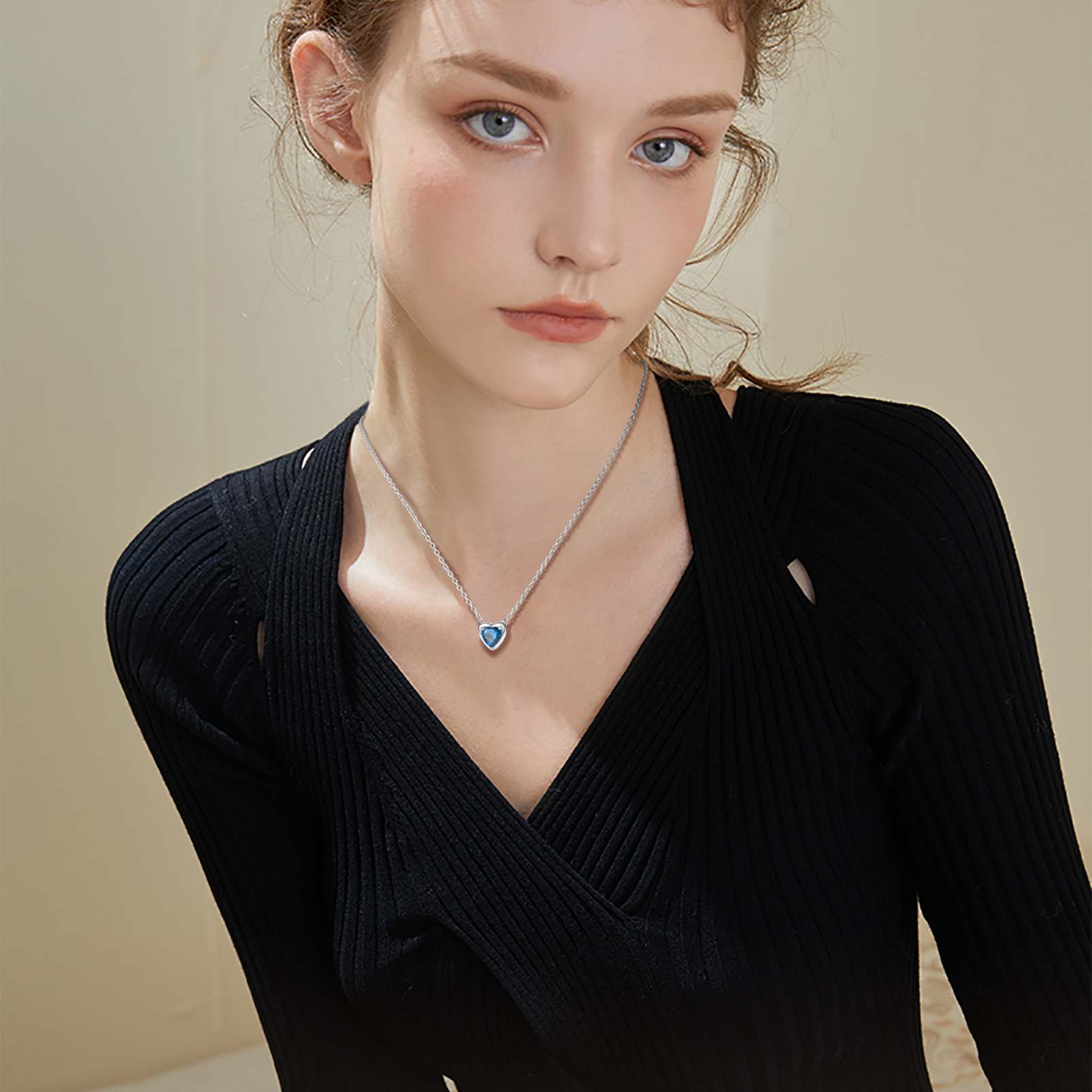 Collier Cœur en Argent Sterling avec Pierre de Naissance Modèle