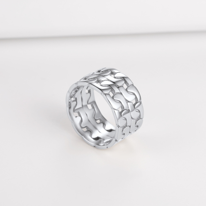 Bague Empilable Personnalisée en Chaîne Cubaine pour Couple Scène