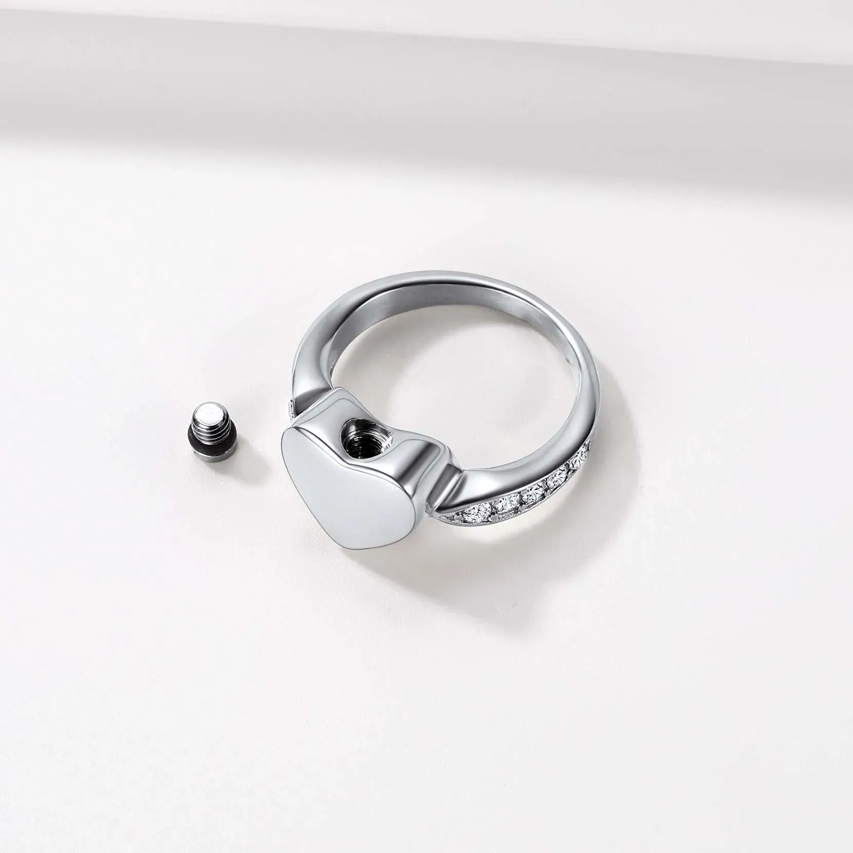 Bague Urne Crémation en Acier Inoxydable Personnalisée Cœur pour Cendres Argenté