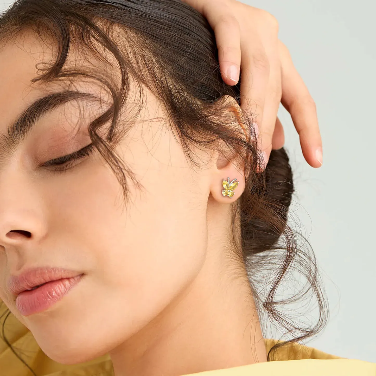 Boucles d'Oreilles Clous en Argent Sterling 925 avec Pierre de Naissance et Papillon 