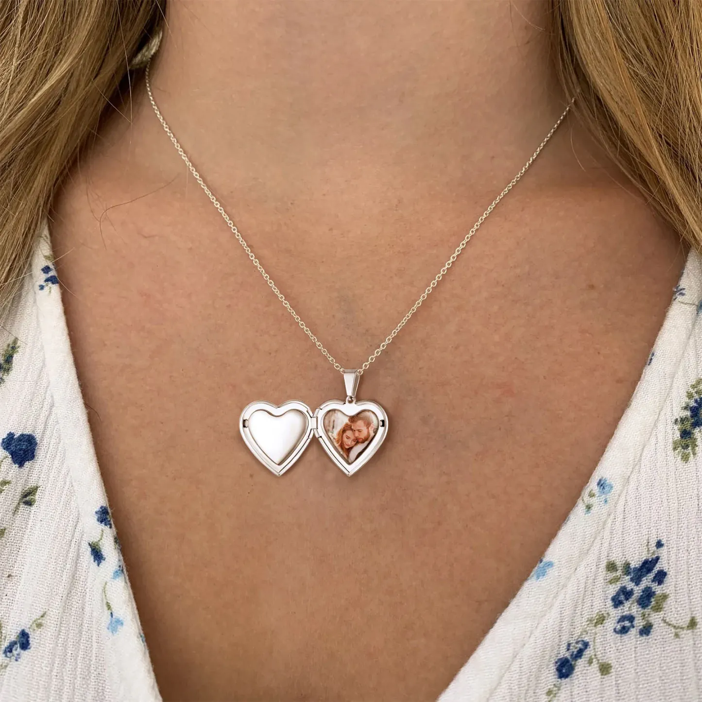 Collier Personnalisé avec Pendentif Cœur Gravé 