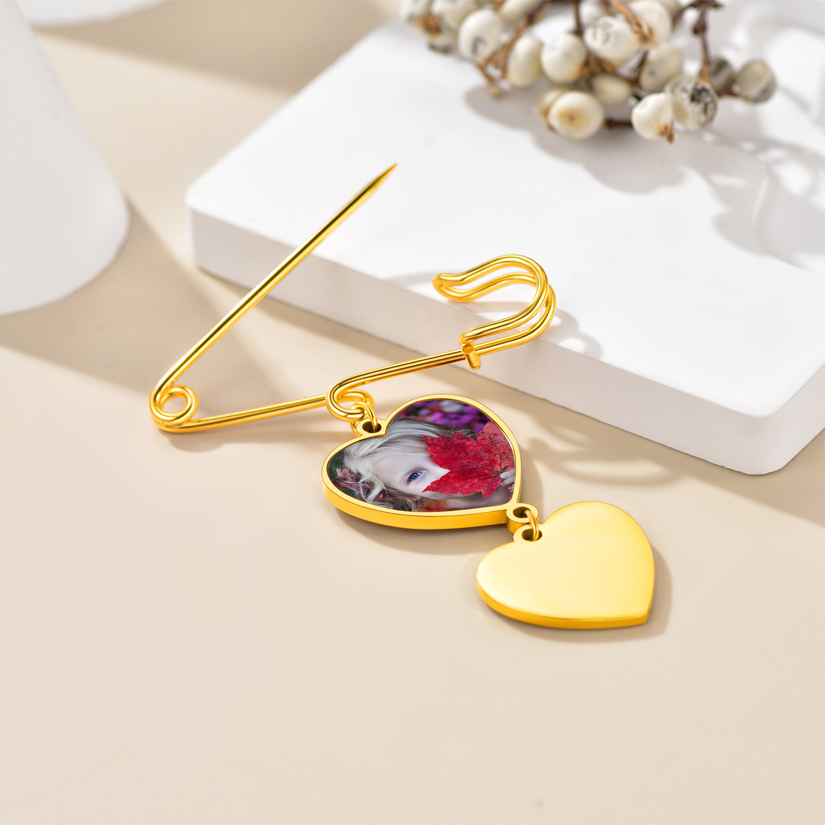 Broche en Cœur Personnalisée avec Photo 1 à 3 Images Or