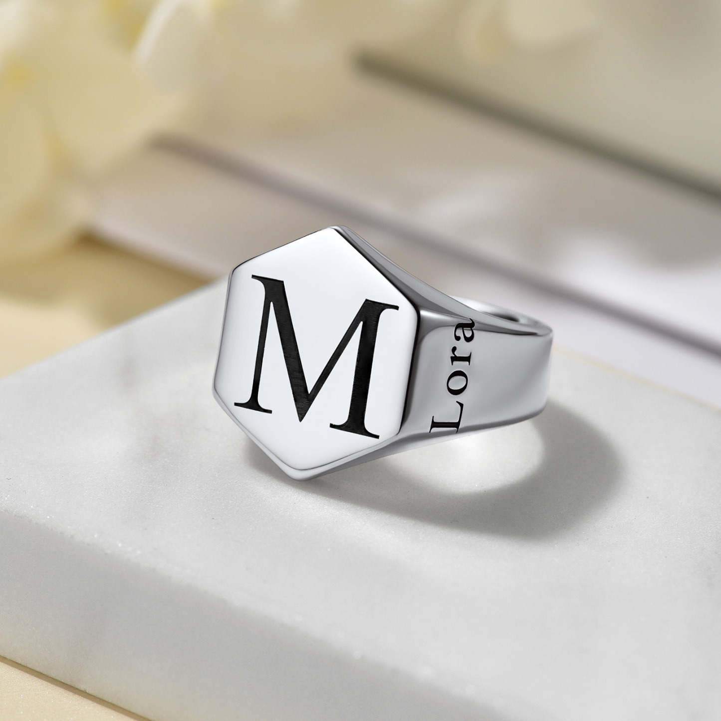 Bague Chevalière Hexagonale Personnalisée 