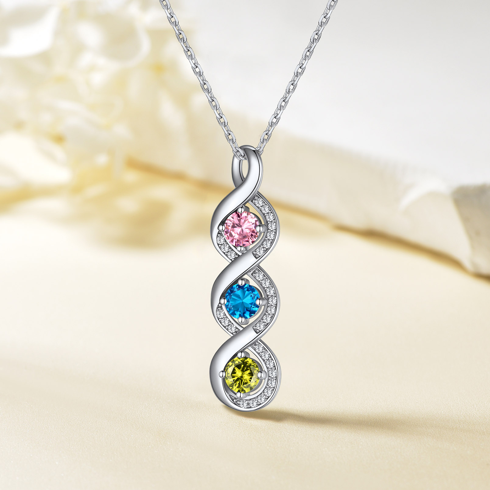 Collier Infini Personnalisé avec Gravure et 3 Pierres de Naissance pour Maman