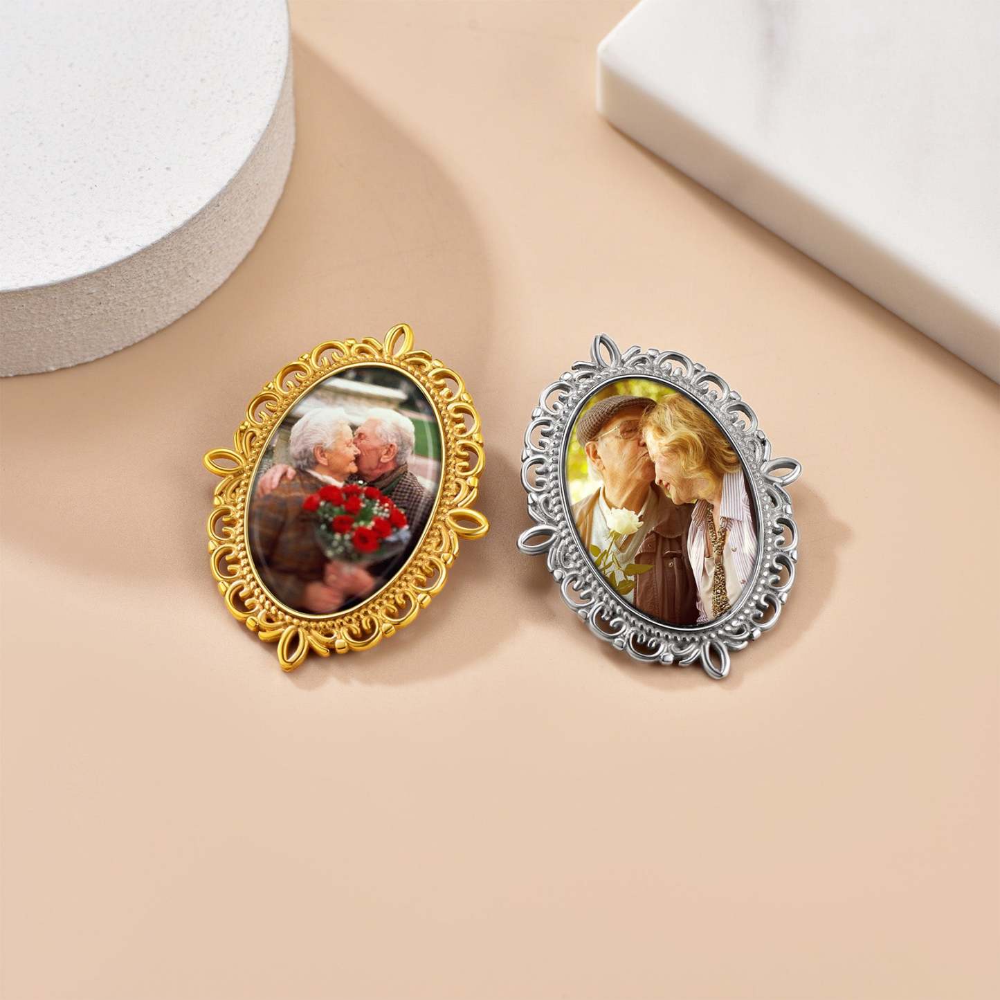 Épingles à Broche Personnalisées avec Photo pour Mariage Collection