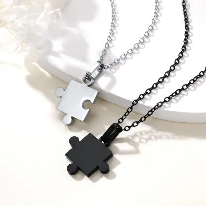Collier Pendentif Gravé en Acier Inoxydable