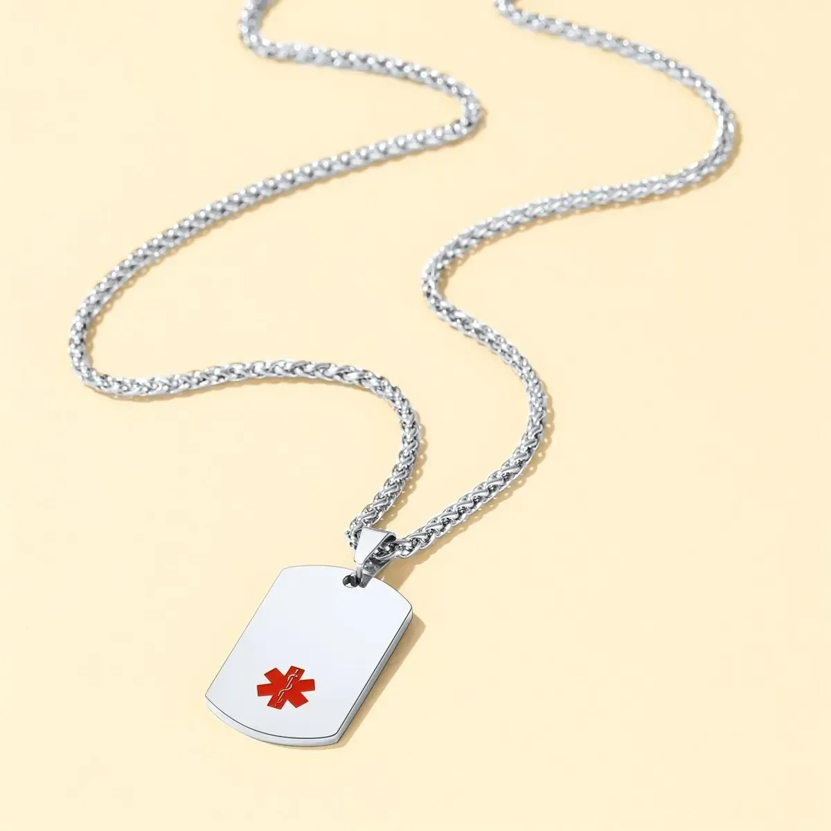 Collier Médical Personnalisé avec Plaque d’Identité Argenté