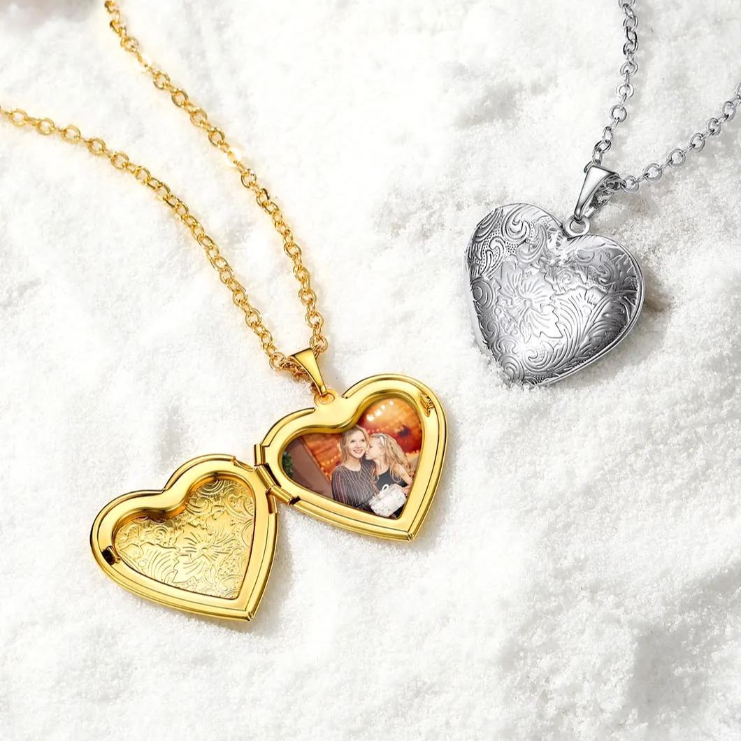 Collier Médaillon Cœur Personnalisé avec Photo et Gravure Scène