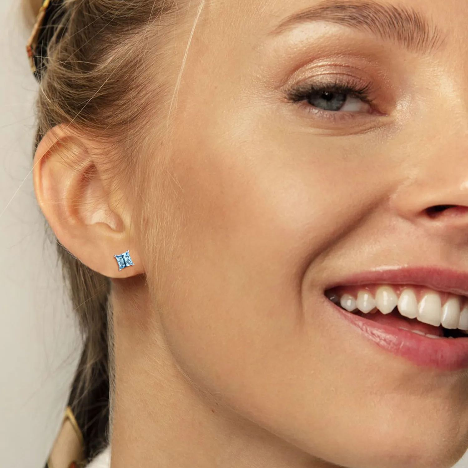 Clous Carrés en Argent Sterling 925 