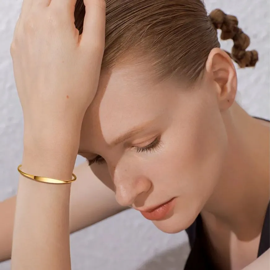 Bracelet Manchette Personnalisé Gravé pour Femme